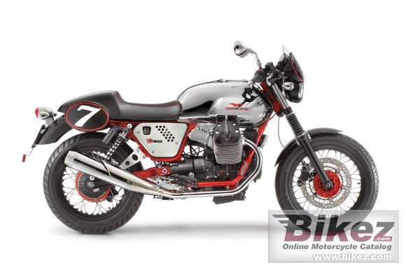 2013 Moto Guzzi V7 Racer photo